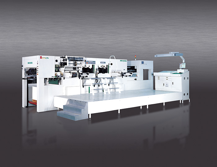 MK 920SS双机组烫金机
技术描述：双机组整机设计技术
双机组专利技术，，，，，，，一次走纸实现屡次烫金，，，，，，，成为烟包经典。。。。。。。